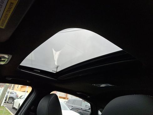 Used 2023 Kia Forte GT-Line w/ GT-Line Premium Package image 15