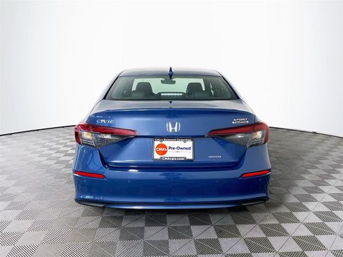Certified 2025 Honda Civic Sport Touring image 7