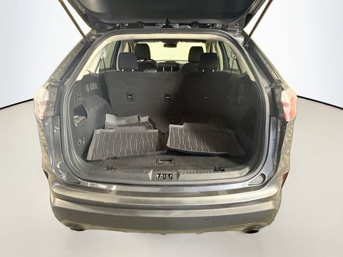 Used 2020 Ford Edge SE AWD/4WD image 35