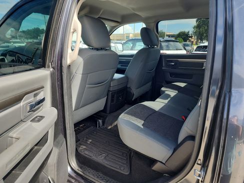 Used 2013 RAM 1500 Big Horn RWD image 16