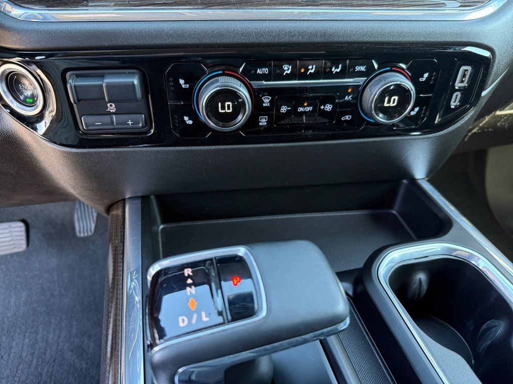 Used 2024 Chevrolet Silverado 1500 RST w/ Convenience Package II AWD/4WD image 20