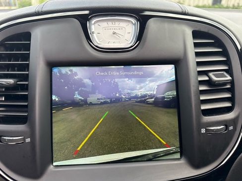 Used 2023 Chrysler 300 C RWD image 27