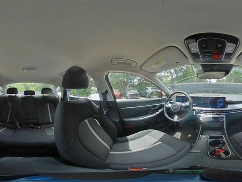 Used 2025 Hyundai Sonata SEL FWD image 42