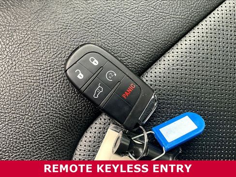 Used 2021 Jeep Compass Latitude w/ Sun and Sound Group image 36