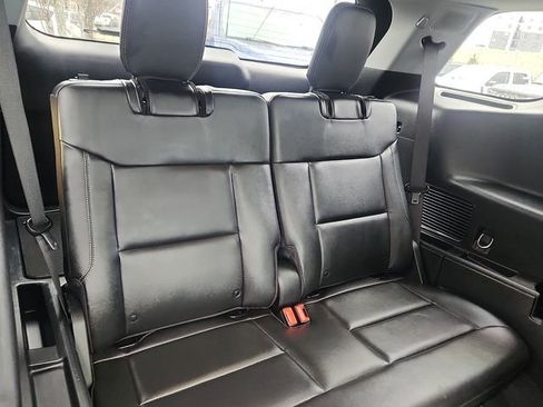 Certified 2023 Ford Explorer Limited w/ Limited Technology Package image 33
