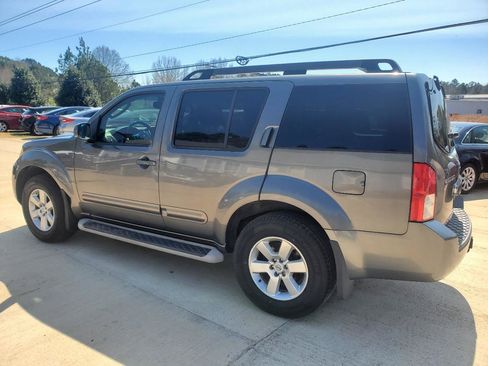 Used 2008 Nissan Pathfinder SE w/ Premium Pkg image 14