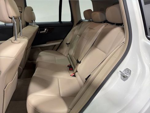 Used 2012 Mercedes-Benz GLK 350 2WD image 29
