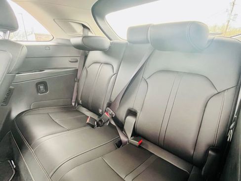 Used 2025 MAZDA CX-90 3.3 Turbo w/ Preferred Package image 27