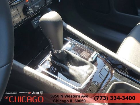 New 2026 Jeep Compass Latitude AWD/4WD image 32