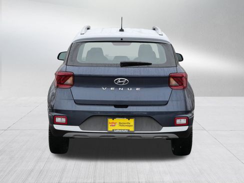 Used 2023 Hyundai Venue Limited w/ Cargo Package image 6