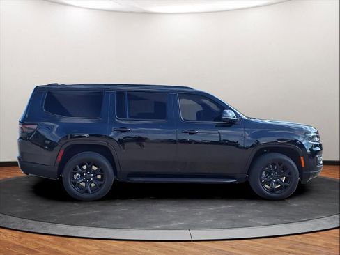 New 2025 Jeep Wagoneer Series II image 15