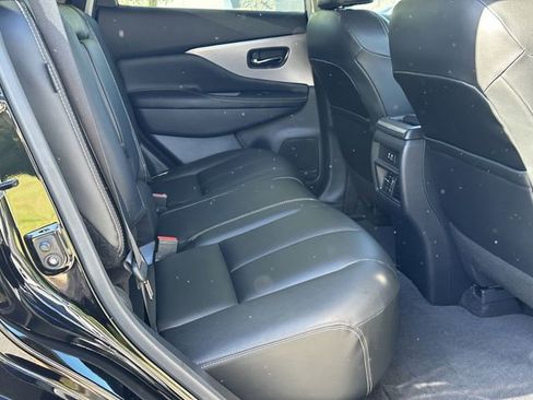 Certified 2024 Nissan Murano SV w/ SV Midnight Edition Package FWD image 17