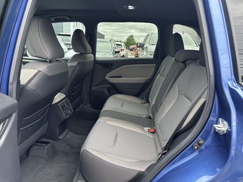 Used 2026 Subaru Forester Premium AWD/4WD image 21