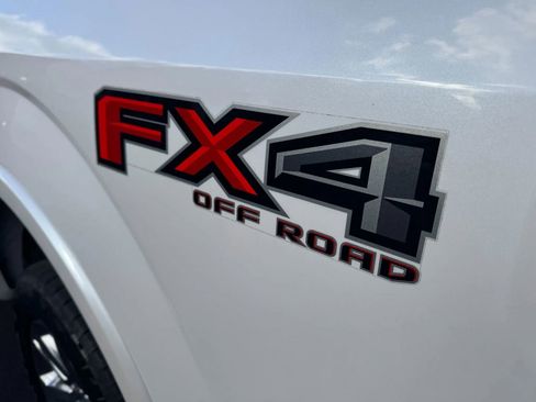 Used 2018 Ford F150 Lariat w/ Equipment Group 502A Luxury image 14