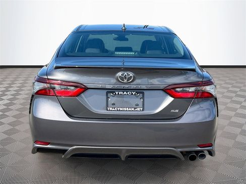 Used 2023 Toyota Camry SE image 6