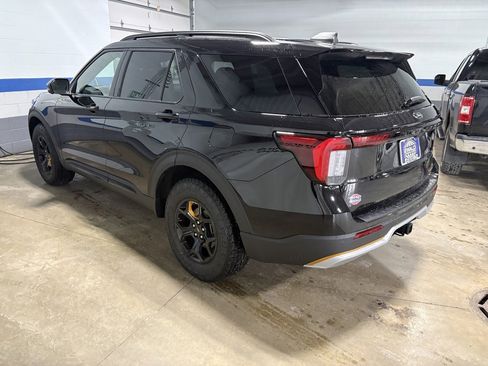 New 2026 Ford Explorer Tremor w/ Tremor Convenience Package image 8