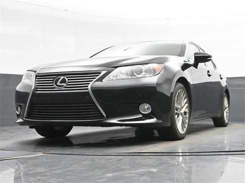 Used 2013 Lexus ES 350 w/ Luxury Pkg image 9