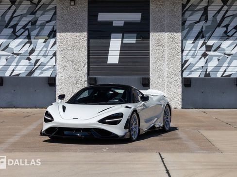 Used 2021 McLaren 765LT image 6