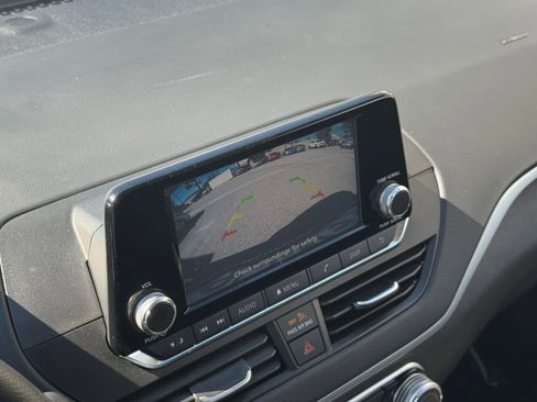 Used 2023 Nissan Altima 2.5 S image 22