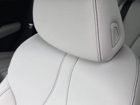 New 2026 Acura RDX SH-AWD image 14