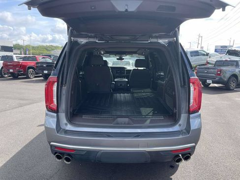 Used 2021 GMC Yukon Denali w/ Denali Premium Package AWD/4WD image 10