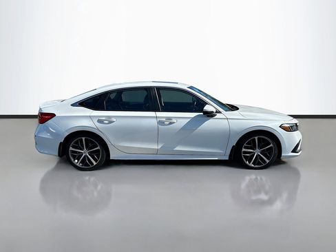 Certified 2024 Honda Civic Touring image 4