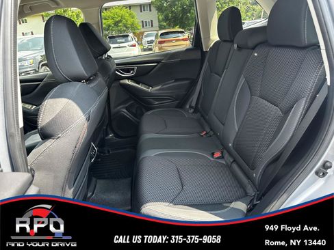 Used 2019 Subaru Forester Premium AWD/4WD image 30