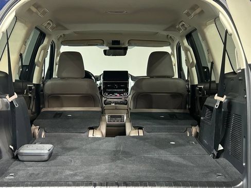 Used 2023 Lexus GX 460 Premium AWD/4WD image 37