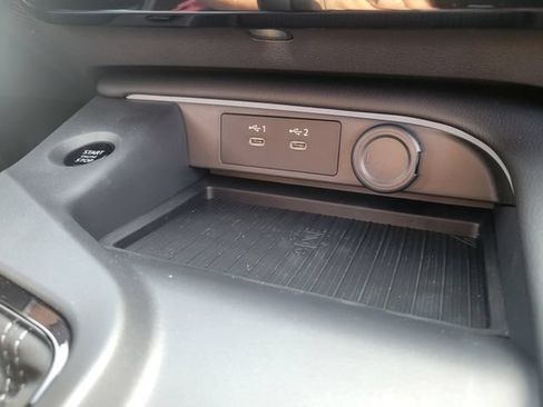 New 2026 Nissan Sentra SV w/ SV Convenience Package FWD image 24