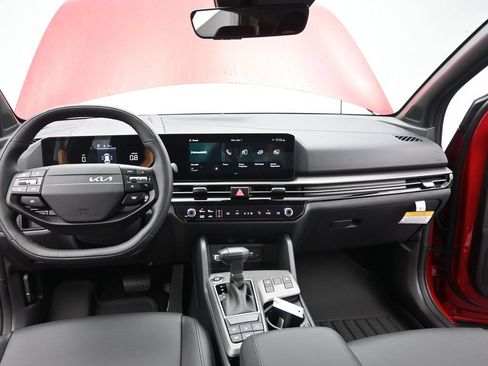 Certified 2026 Kia Sportage X-Line w/ X-Line Premium Package AWD/4WD image 32