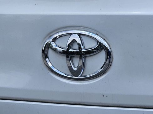 Used 2023 Toyota Corolla Cross LE w/ Moonroof Package AWD/4WD image 28