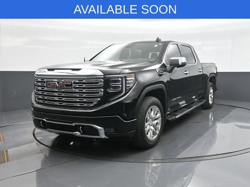 Used 2022 GMC Sierra 1500 Denali AWD/4WD image 3