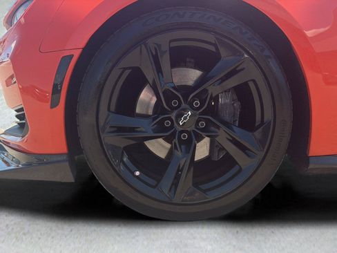 Used 2020 Chevrolet Camaro SS RWD image 33