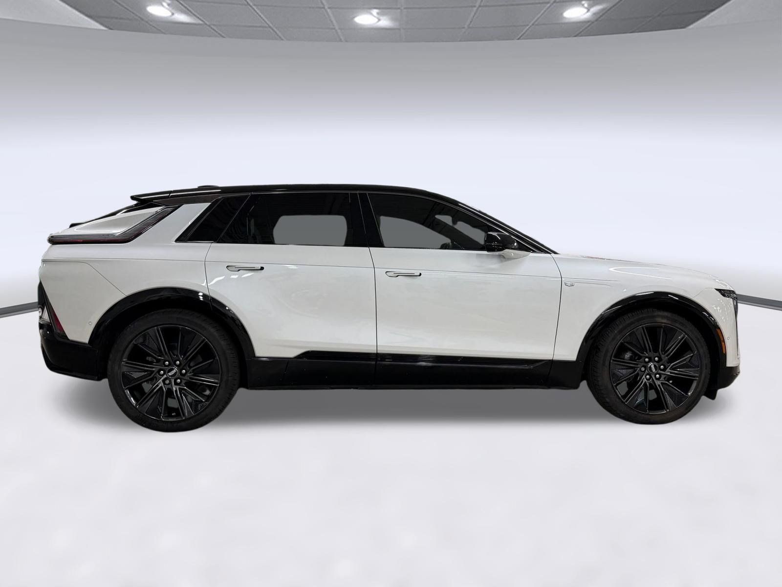 Certified 2024 Cadillac Lyriq Sport AWD/4WD image 8