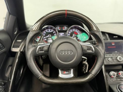 Used 2011 Audi R8 V10 image 57