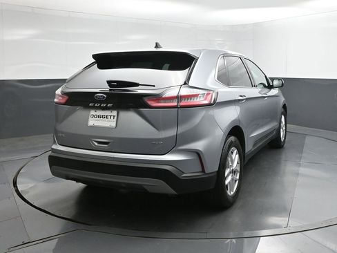 Used 2023 Ford Edge SEL image 8