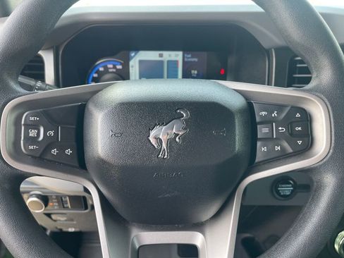 Used 2023 Ford Bronco 4-Door w/ Sasquatch Package AWD/4WD image 16