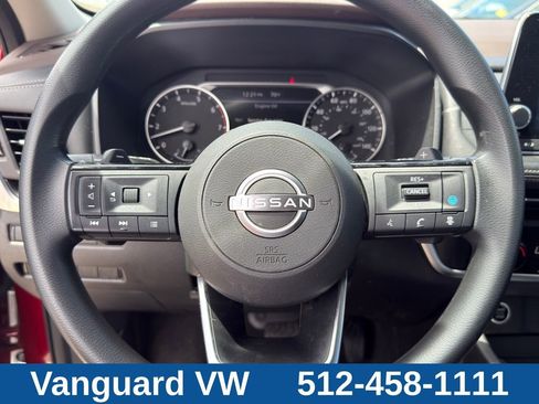 Used 2023 Nissan Rogue SV FWD image 18