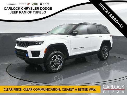 Used 2022 Jeep Grand Cherokee Trailhawk image 8