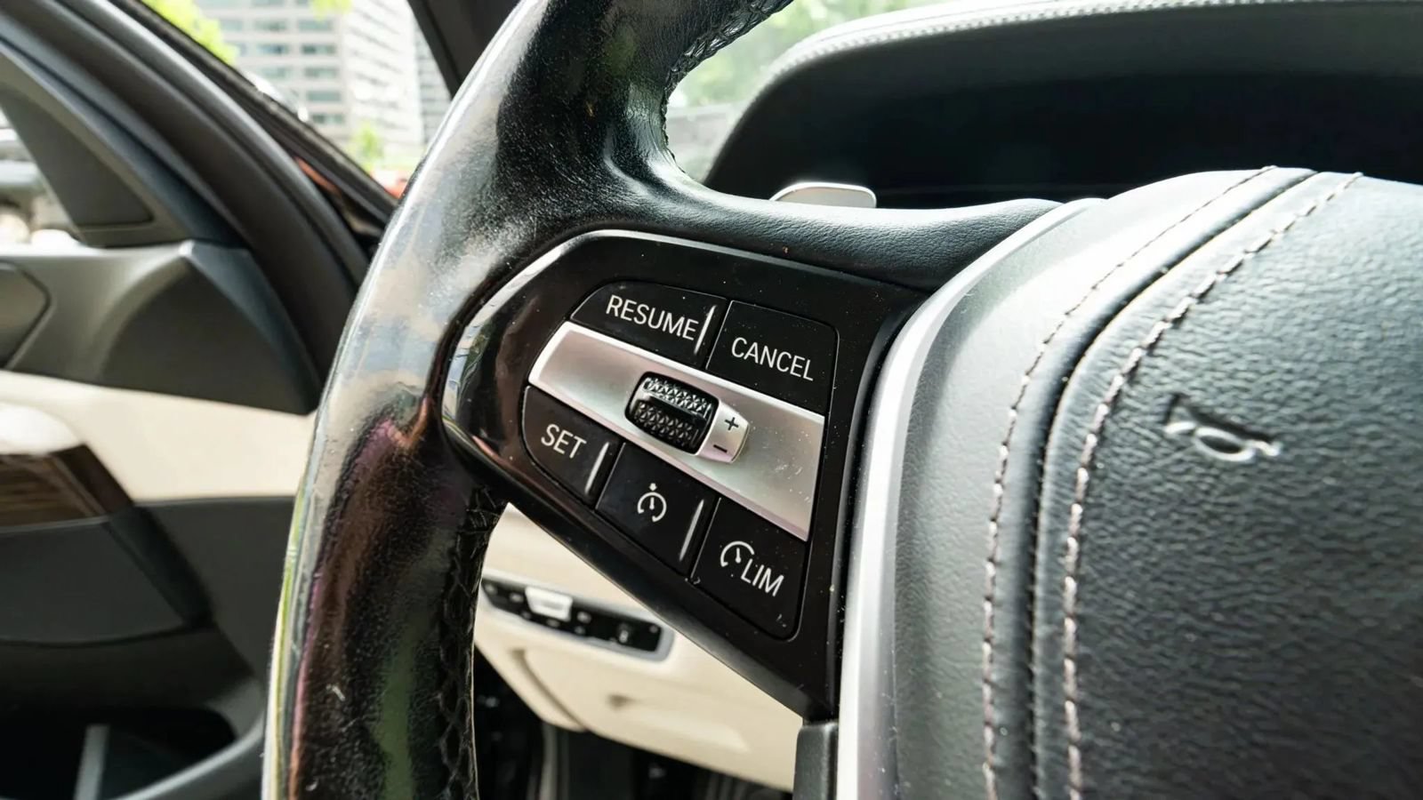 Used 2019 BMW X5 xDrive40i w/ Premium Package 2 AWD/4WD image 46