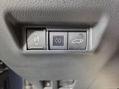 Used 2026 Toyota RAV4 XLE Premium AWD/4WD image 29