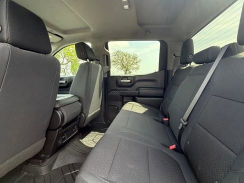 Used 2019 Chevrolet Silverado 1500 Custom Trail Boss w/ Custom Convenience Package AWD/4WD image 12