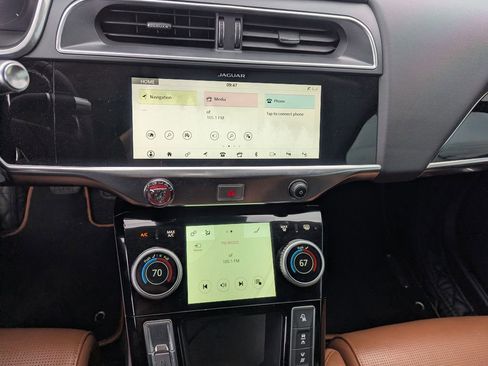 Used 2020 Jaguar I-PACE SE image 13