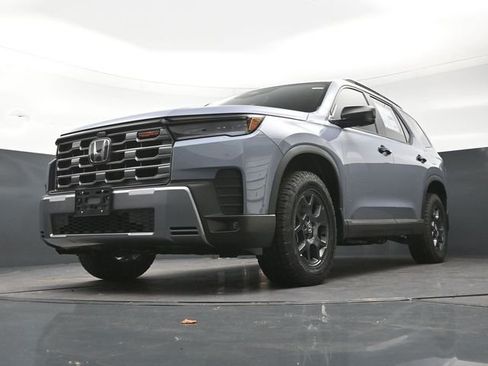 New 2026 Honda Pilot TrailSport image 25