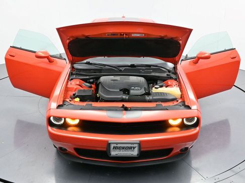 Used 2018 Dodge Challenger SXT Plus image 37