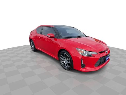 Used 2015 Scion tC FWD image 2