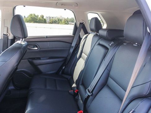 Used 2023 Nissan Rogue SV w/ SV Premium B Package FWD image 19