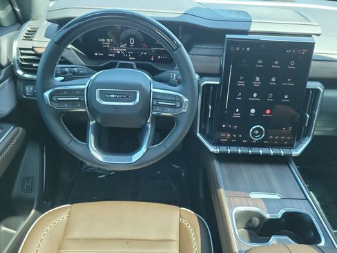 Used 2026 GMC Acadia Denali Ultimate AWD/4WD image 19