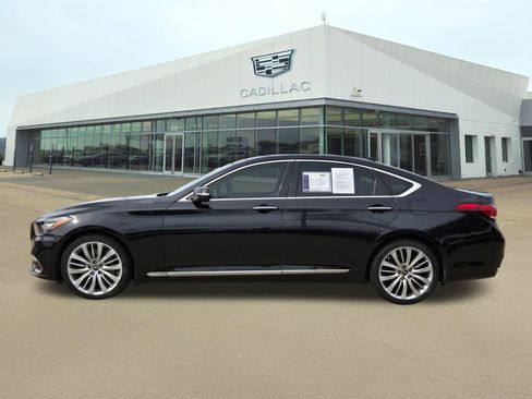 Used 2018 Genesis G80 5.0 Ultimate RWD image 3