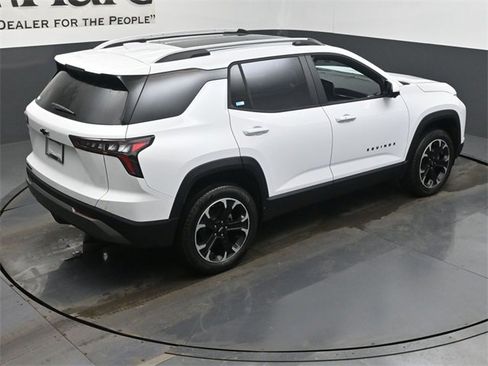 New 2026 Chevrolet Equinox LT w/ Convenience Package II image 18